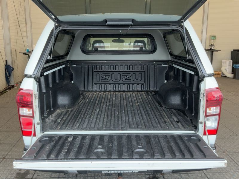 Isuzu D-MAX 1.9 Turbodiesel Double Cab Basis 4WD 2019 – снимка 15
