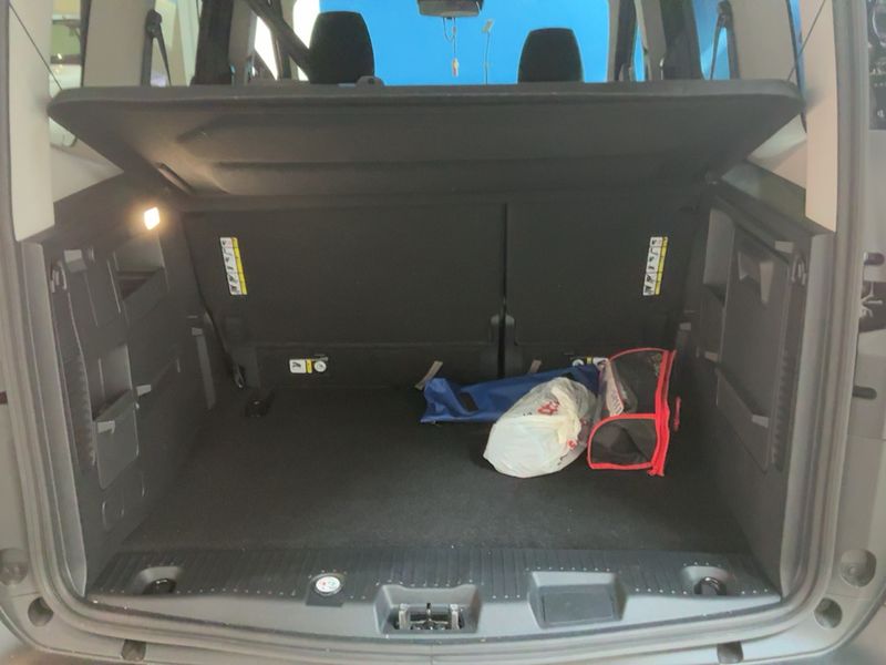 Ford Tourneo Courier 1.0 EcoBoost Titanium 2025 – снимка 15