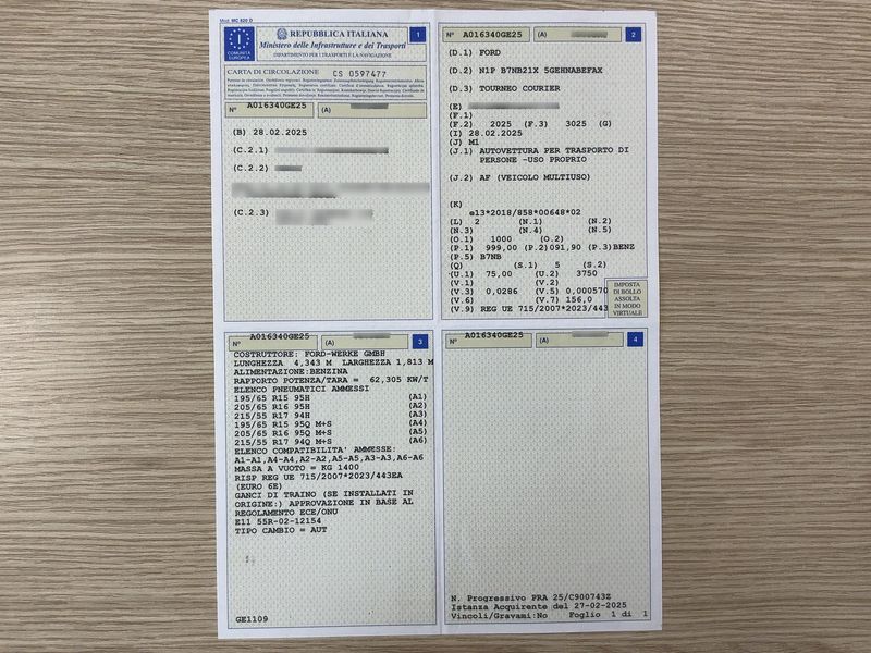 Ford Tourneo Courier 1.0 EcoBoost Titanium 2025 – снимка 20
