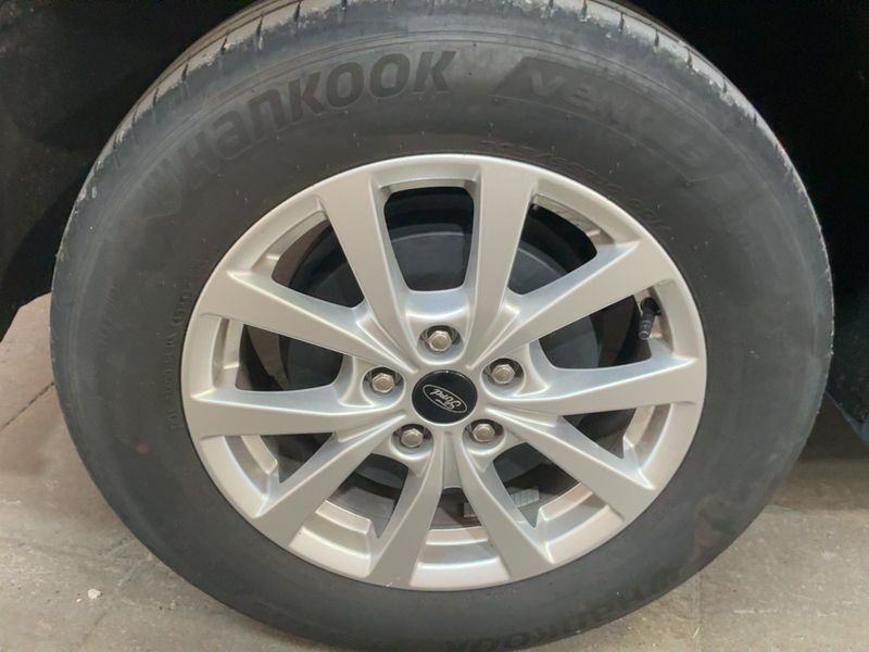 Ford Tourneo Courier 1.0 EcoBoost Titanium 2025 – снимка 9