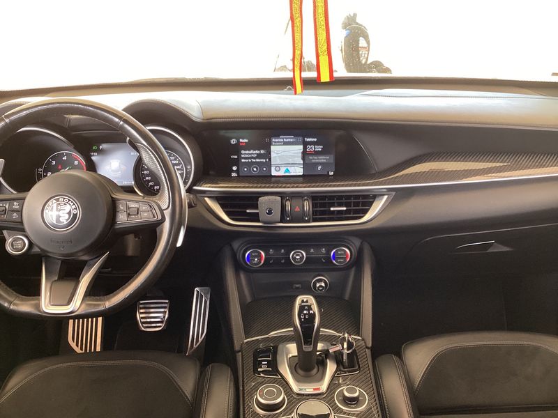 Alfa Romeo Stelvio 2.2 JTDM Veloce Ti Q4 2021 – снимка 17