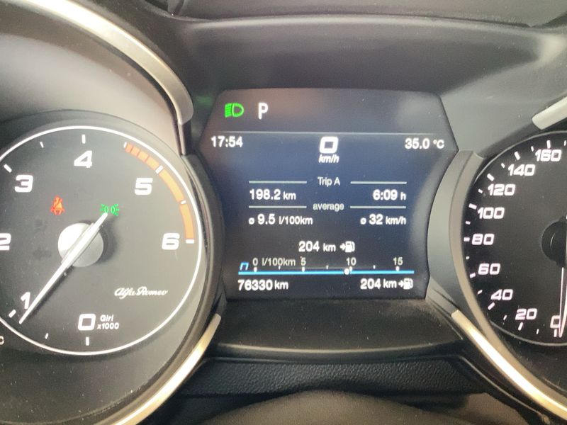 Alfa Romeo Stelvio 2.2 JTDM Veloce Ti Q4 2021 – снимка 18