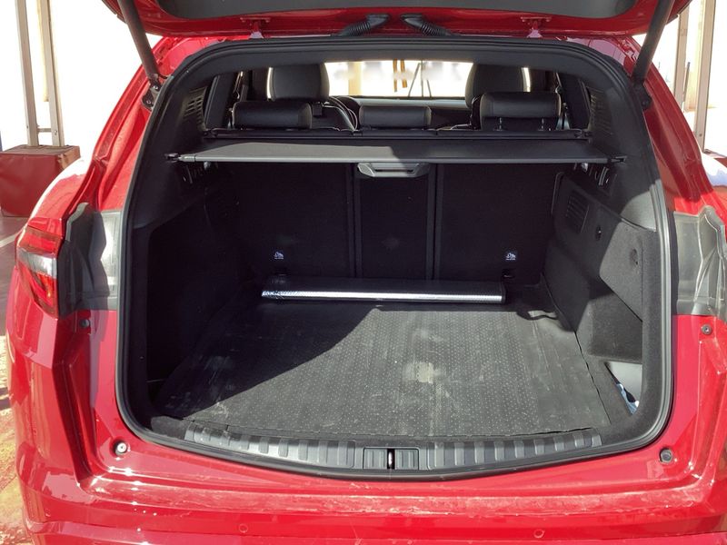 Alfa Romeo Stelvio 2.2 JTDM Veloce Ti Q4 2021 – снимка 15