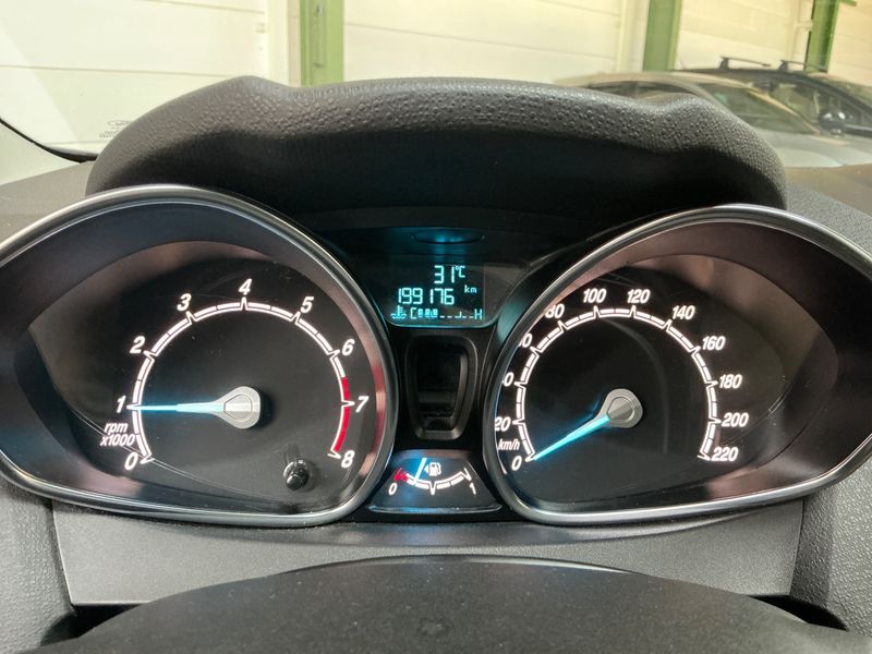 Ford Fiesta 1.0 EcoBoost SYNC Edition 2015 – снимка 4