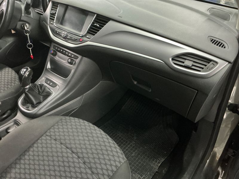 Opel Astra 1.6 CDTI DPF Advance Start/Stop 2017 – снимка 23