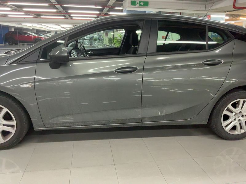 Opel Astra 1.6 CDTI DPF Advance Start/Stop 2017 – снимка 4