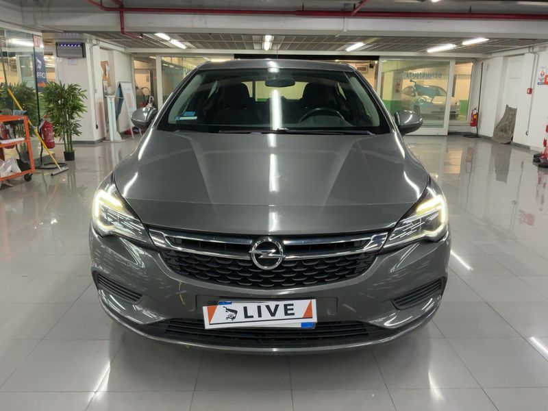 Opel Astra 1.6 CDTI DPF Advance Start/Stop 2017 – снимка 14