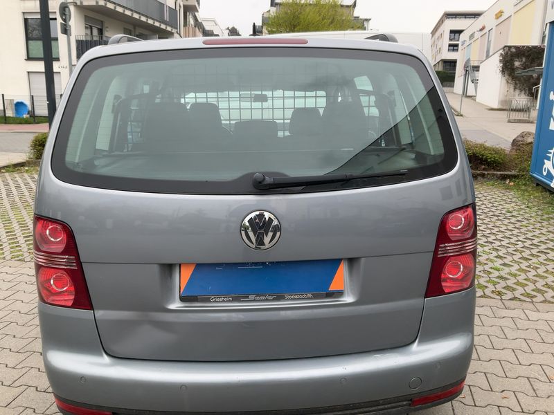Volkswagen Touran 2.0 TDI Trendline 2009 – снимка 7