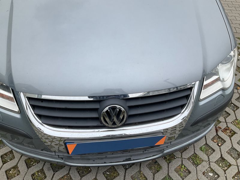 Volkswagen Touran 2.0 TDI Trendline 2009 – снимка 36