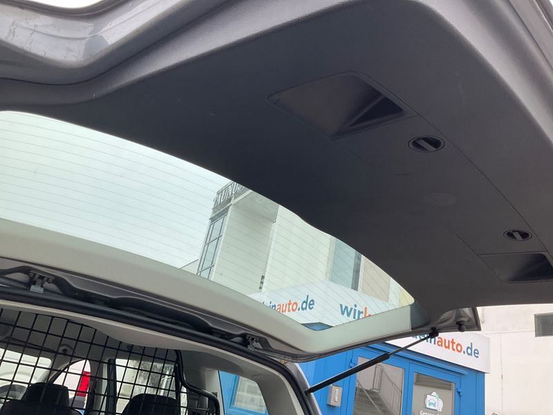 Volkswagen Touran 2.0 TDI Trendline 2009 – снимка 26