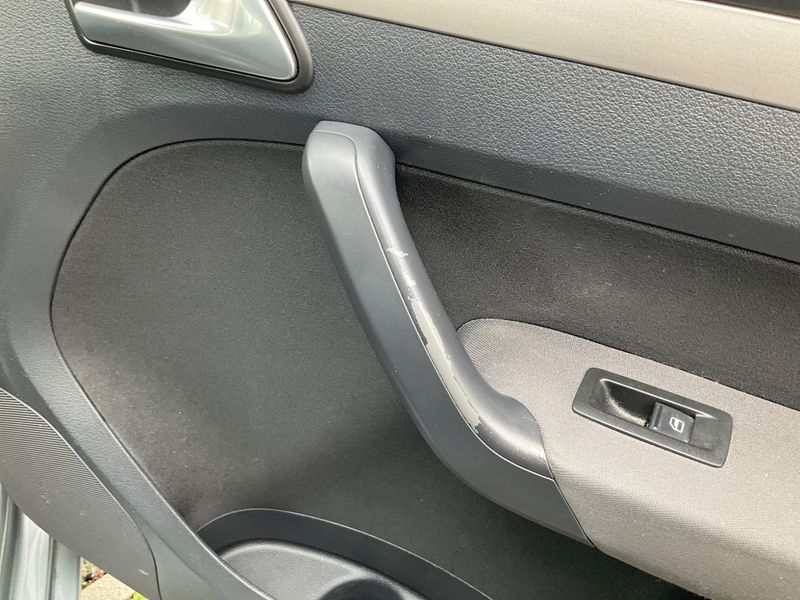 Volkswagen Touran 2.0 TDI Trendline 2009 – снимка 27
