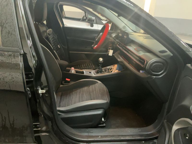 Jeep Avenger 1.2 T-GDI Longitude 2023 – снимка 16