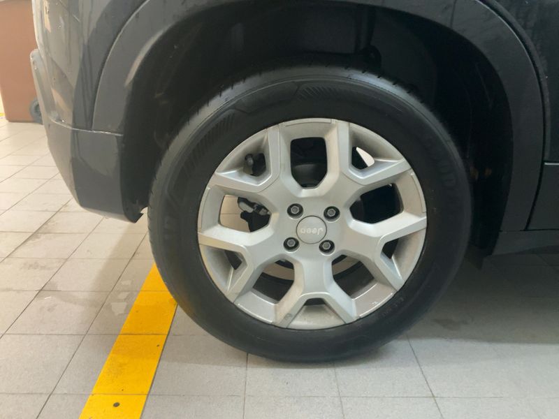 Jeep Avenger 1.2 T-GDI Longitude 2023 – снимка 9