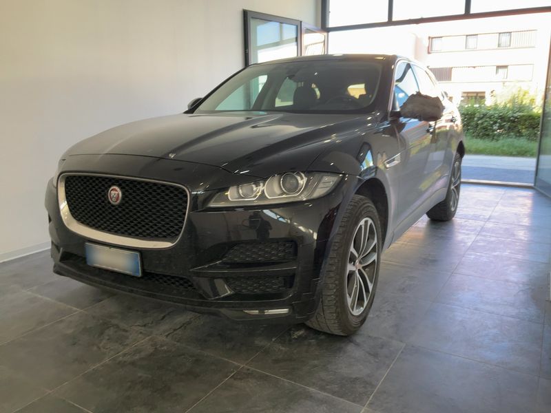Jaguar F-Pace 20d Portfolio AWD 2018 – снимка 1