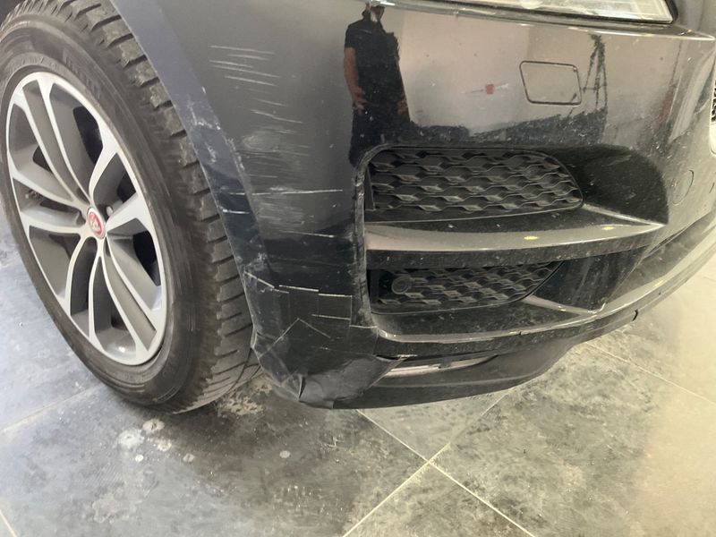 Jaguar F-Pace 20d Portfolio AWD 2018 – снимка 26