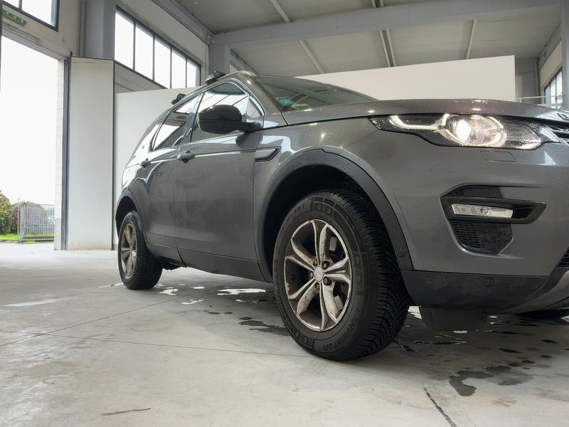 Land Rover Discovery Sport 2.0 Td4 SE AWD 2017 – снимка 12