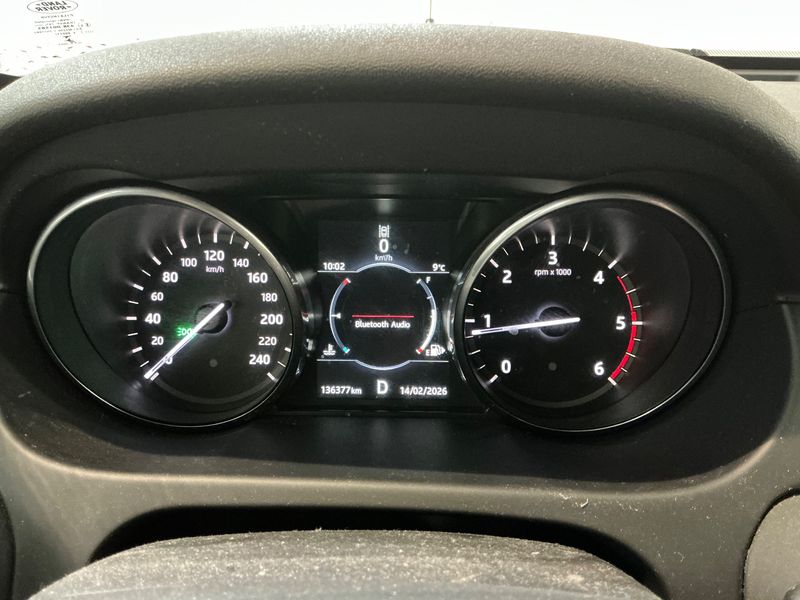 Land Rover Discovery Sport 2.0 Td4 SE AWD 2017 – снимка 18
