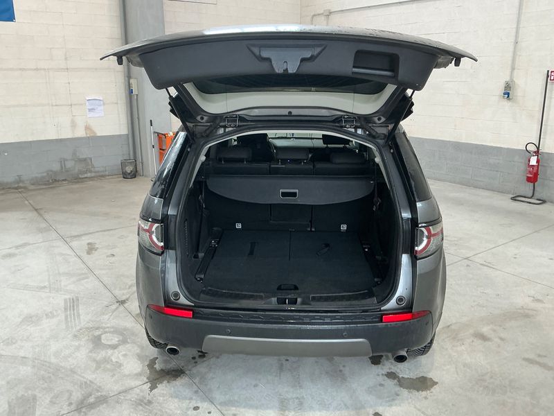 Land Rover Discovery Sport 2.0 Td4 SE AWD 2017 – снимка 15