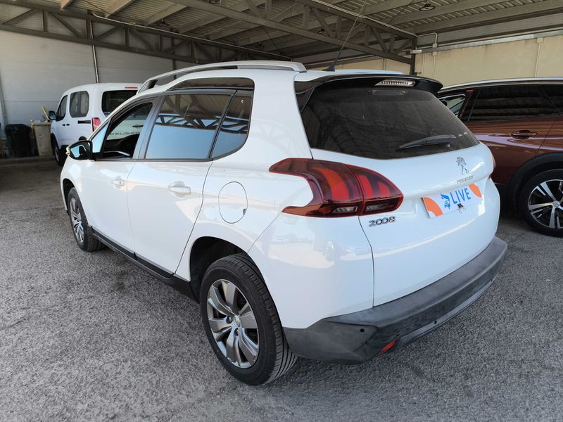 Peugeot 2008 1.2 e-VTi Style 2017 – снимка 3