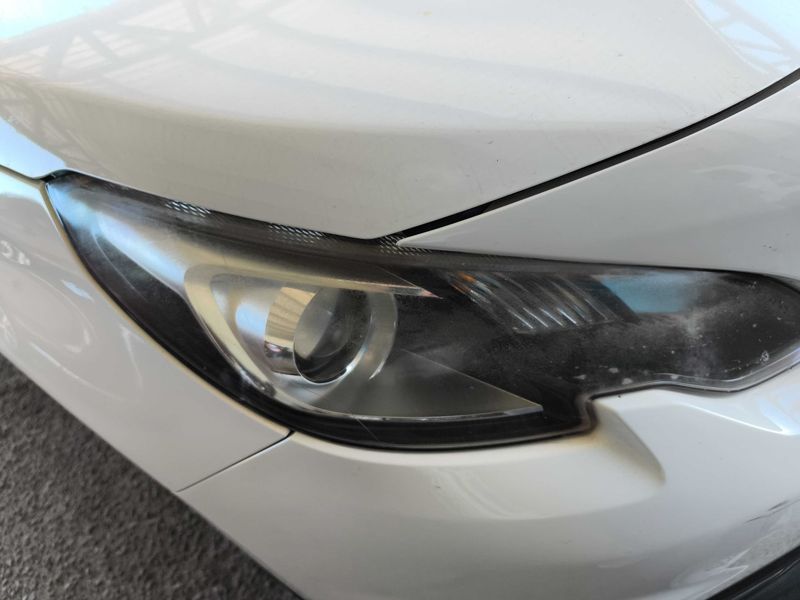 Peugeot 2008 1.2 e-VTi Style 2017 – снимка 29