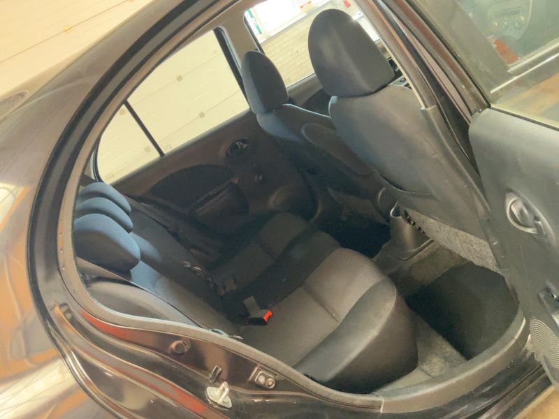 Nissan Micra 1.2 Acenta 2012 – снимка 19