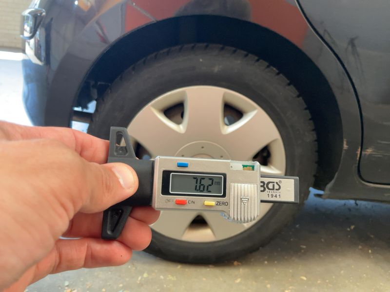Nissan Micra 1.2 Acenta 2012 – снимка 9