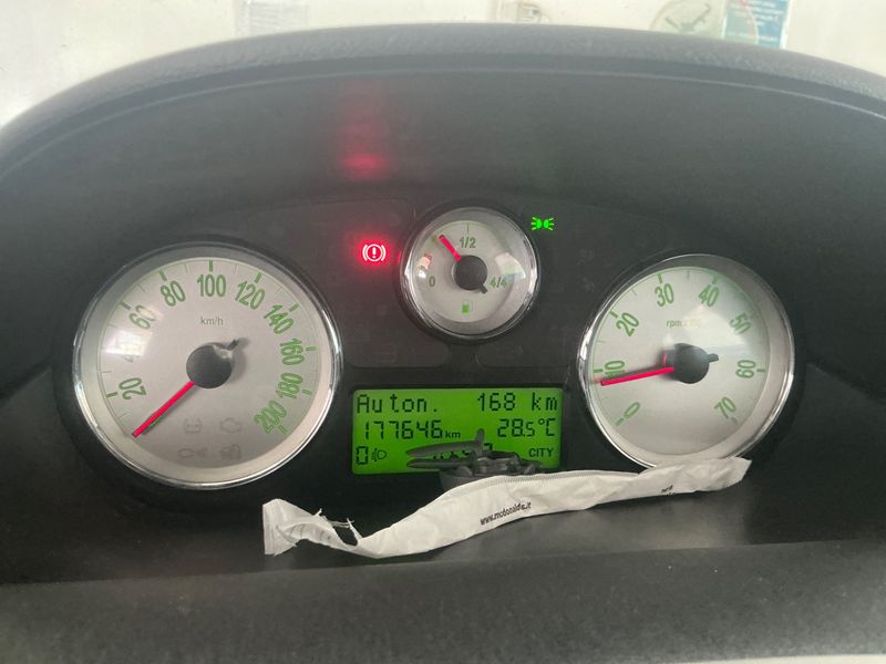 Lancia Ypsilon 1.2 Oro 2010 – снимка 4