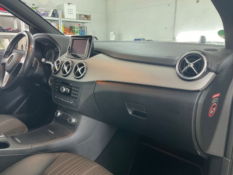 Mercedes-Benz B-Klasse B 180 2013 – снимка 35