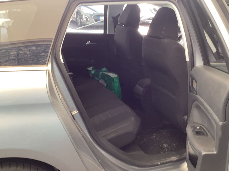 Peugeot 308 1.6 Blue-HDi Allure 2016 – снимка 19