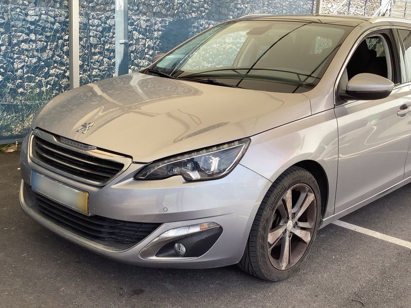 Peugeot 308 1.6 Blue-HDi Allure 2016 – снимка 2