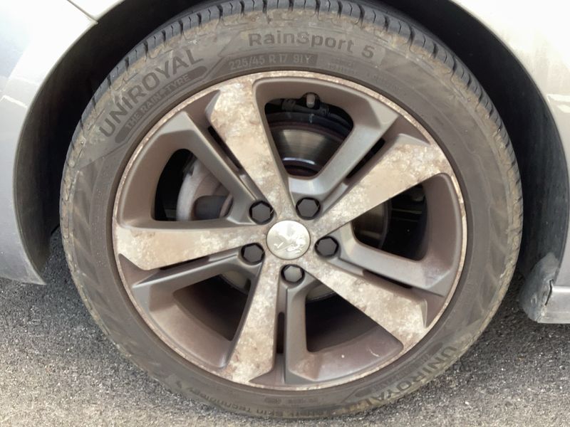 Peugeot 308 1.6 Blue-HDi Allure 2016 – снимка 3