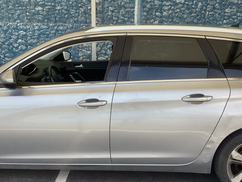Peugeot 308 1.6 Blue-HDi Allure 2016 – снимка 4
