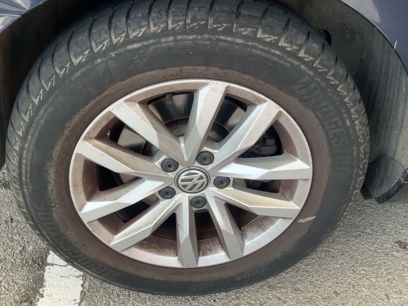 Volkswagen Passat 1.6 TDI Comfortline BlueMotion Tech 2015 – снимка 19