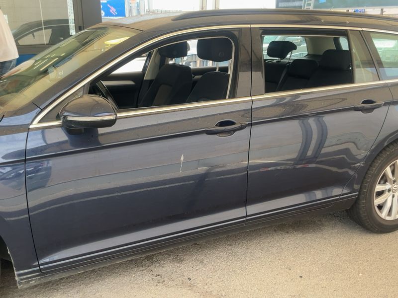 Volkswagen Passat 1.6 TDI Comfortline BlueMotion Tech 2015 – снимка на щета