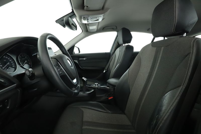 BMW 1er 118d Urban Line 2016 – снимка 16