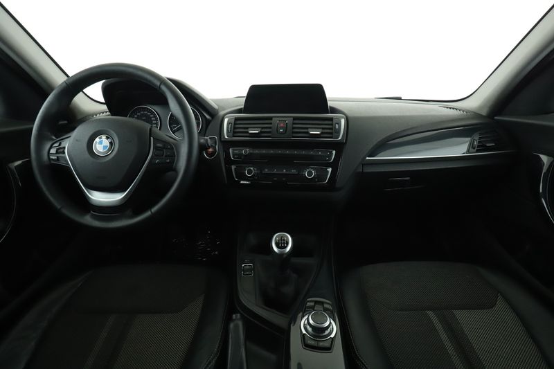 BMW 1er 118d Urban Line 2016 – снимка 17