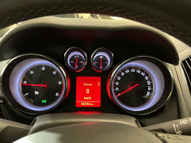 Opel Zafira Tourer 2.0 CDTI Cosmo 2012 – снимка 4