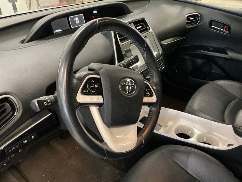 Toyota Prius 1.8 Lounge 2016 – снимка 26