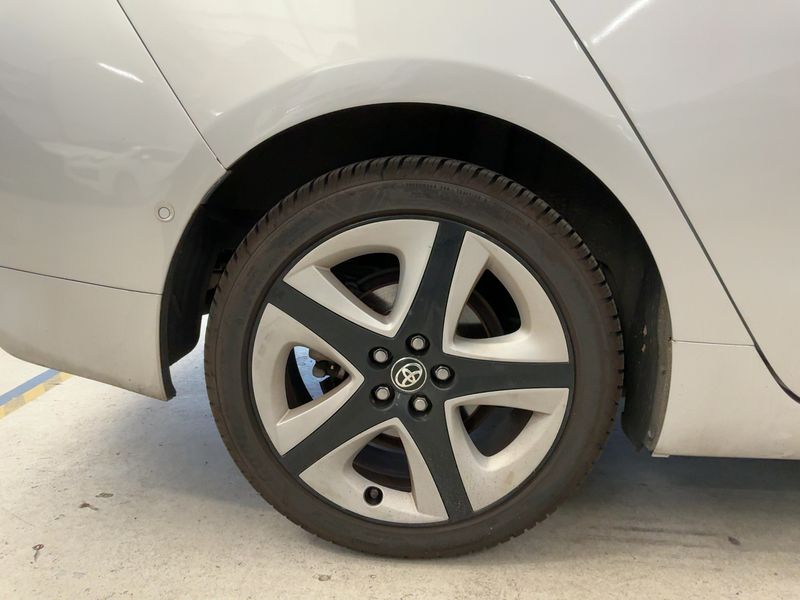 Toyota Prius 1.8 Lounge 2016 – снимка 9