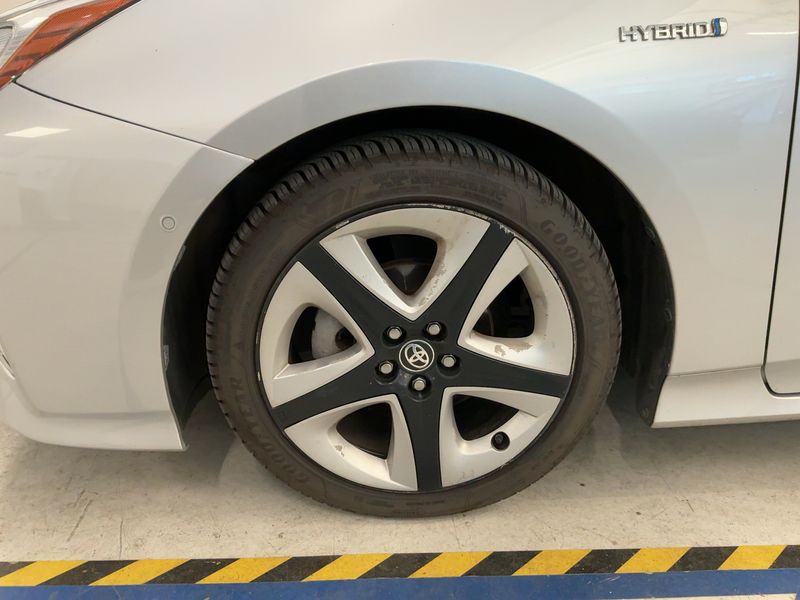 Toyota Prius 1.8 Lounge 2016 – снимка 3