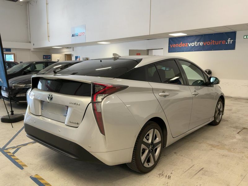 Toyota Prius 1.8 Lounge 2016 – снимка 8