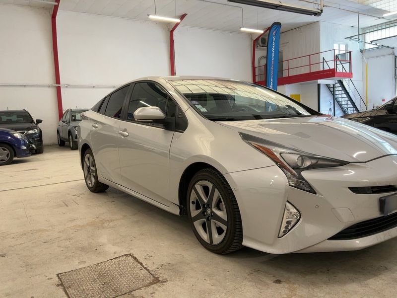 Toyota Prius 1.8 Lounge 2016 – снимка 12
