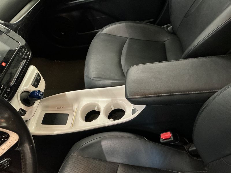 Toyota Prius 1.8 Lounge 2016 – снимка 23