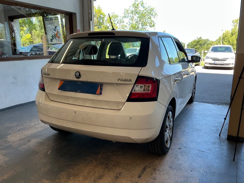 Skoda Fabia 1.4 TDI Business Plus 2017 – снимка 2