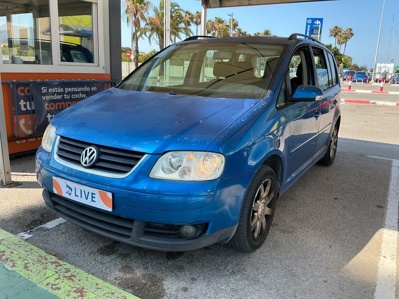 Volkswagen Touran 1.9 TDI Trendline 2004 – снимка 1