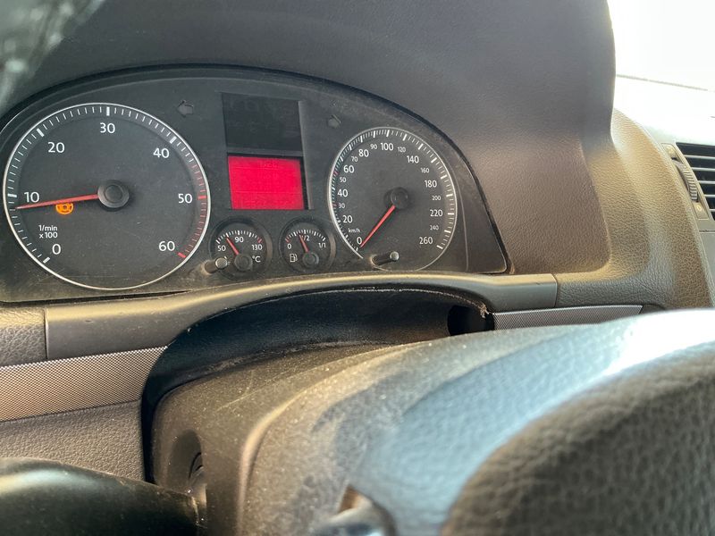 Volkswagen Touran 1.9 TDI Trendline 2004 – снимка 4