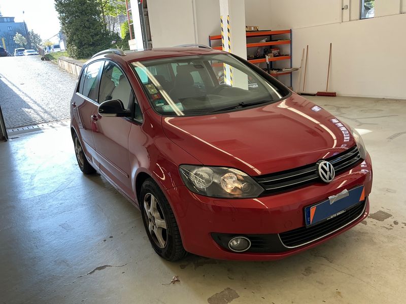 Volkswagen Golf VI Plus 1.6 TDI Style 2011
