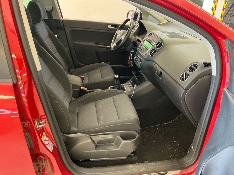 Volkswagen Golf VI Plus 1.6 TDI Style 2011 – снимка 3