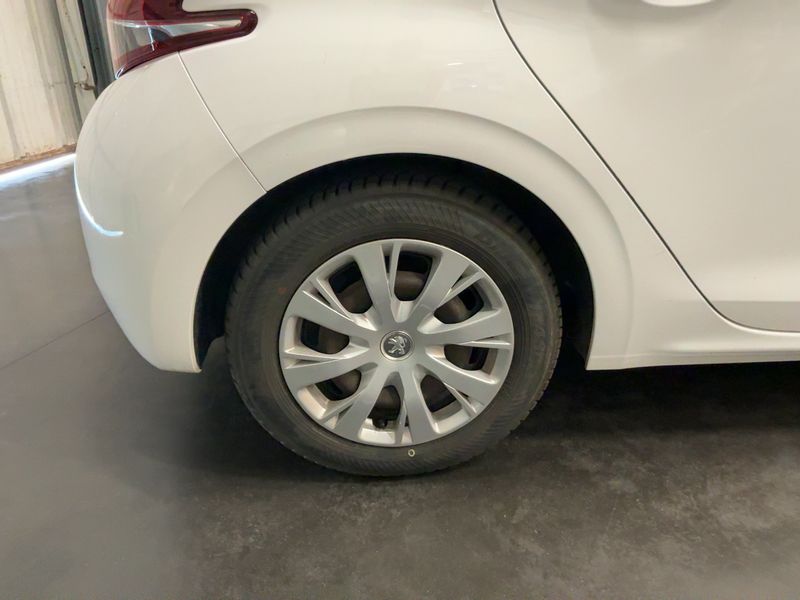 Peugeot 208 1.2 e-VTi Active 2017 – снимка 9