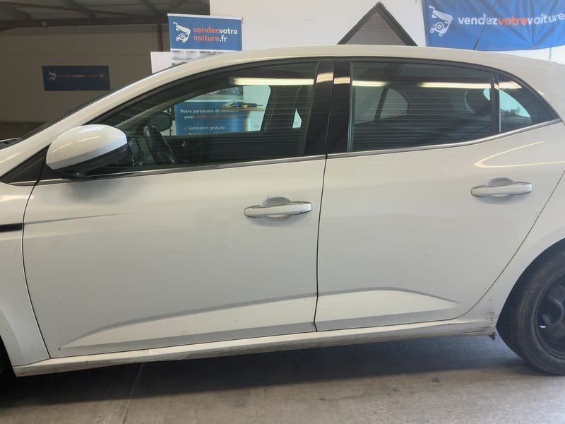 Renault Megane 1.5 BLUE dCi Business 2020 – снимка 4